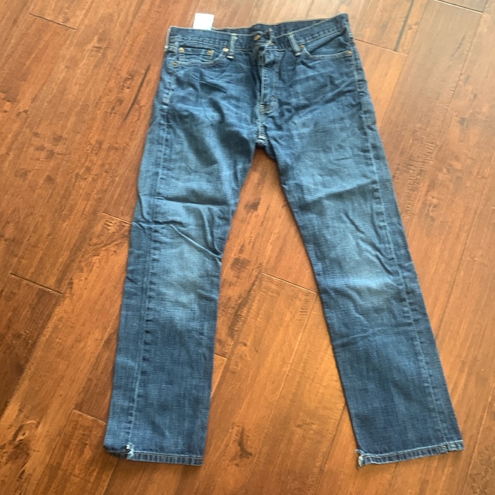 Levi’s 513 men’s jeans a. 33x30. Rarely worn.